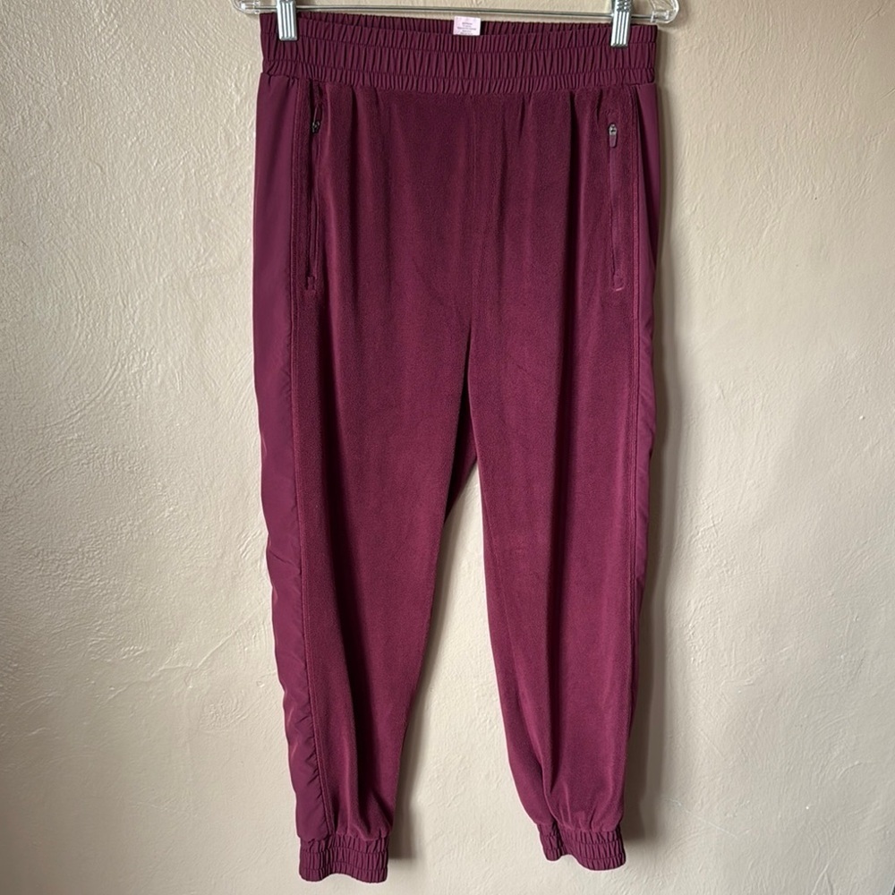Zyia Maroon Jogger Pants Size Large